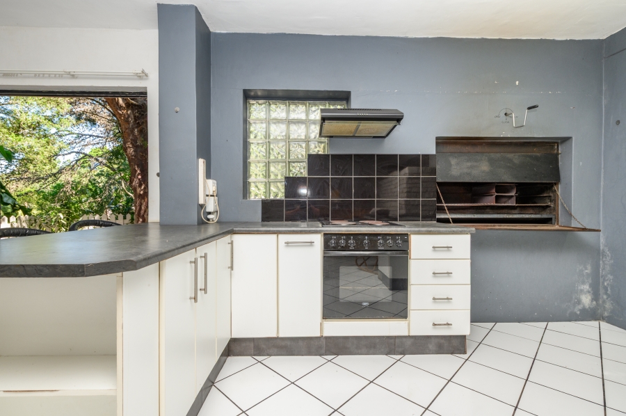 6 Bedroom Property for Sale in Linkside Eastern Cape